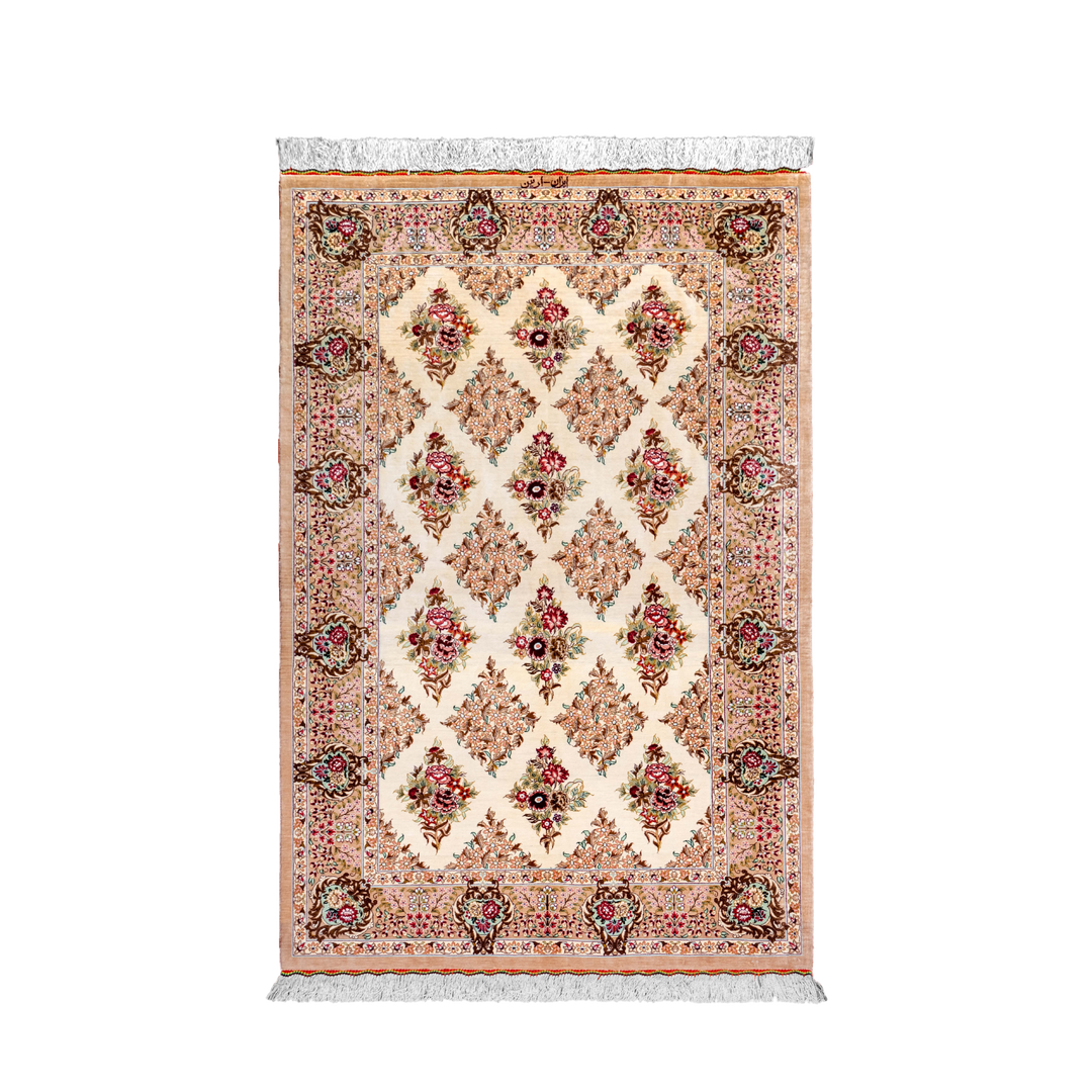 All Over Floral Persian handmade silk rug in Beige, 148 × 100 cm