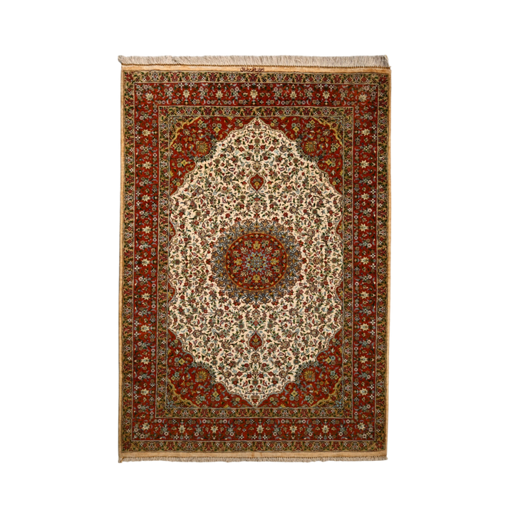 Medallion Persian handmade silk rug in Beige, 147 × 97 cm