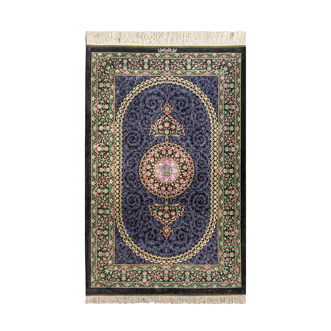 Medallion Persian handmade silk rug in Black, 152 × 98 cm