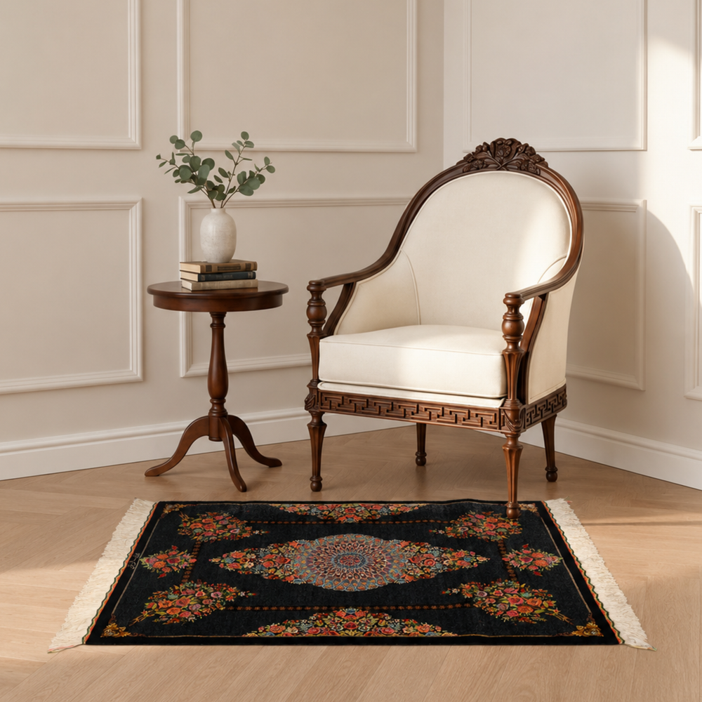 Medallion Persian handmade rug