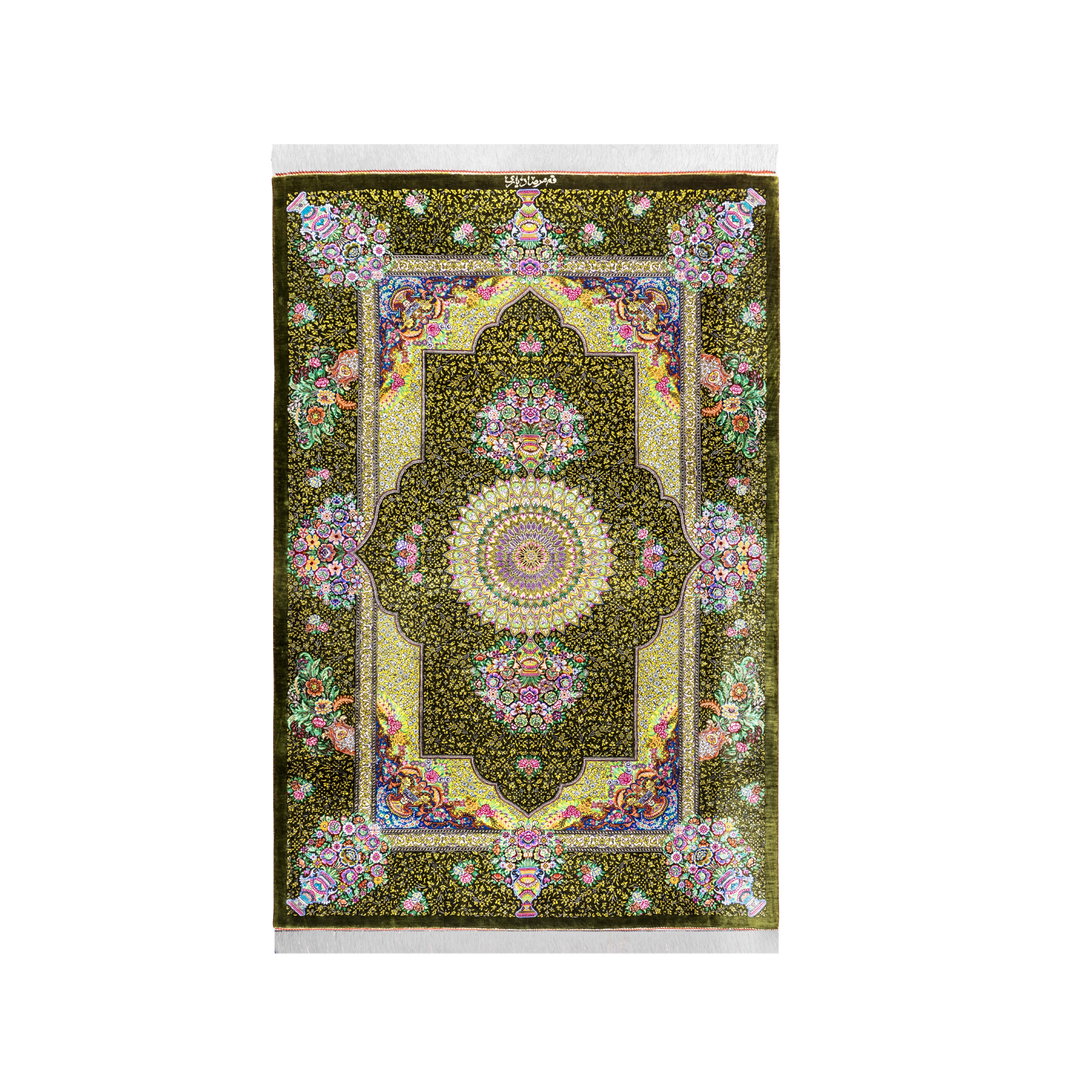 Medallion Persian handmade rug