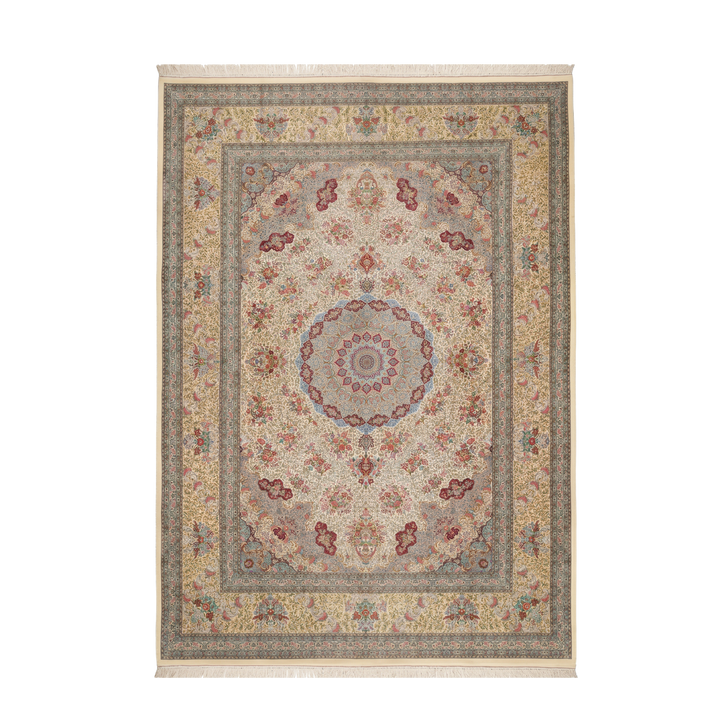 Central Medallion Persian handmade silk rug in Cream, 570 × 395 cm