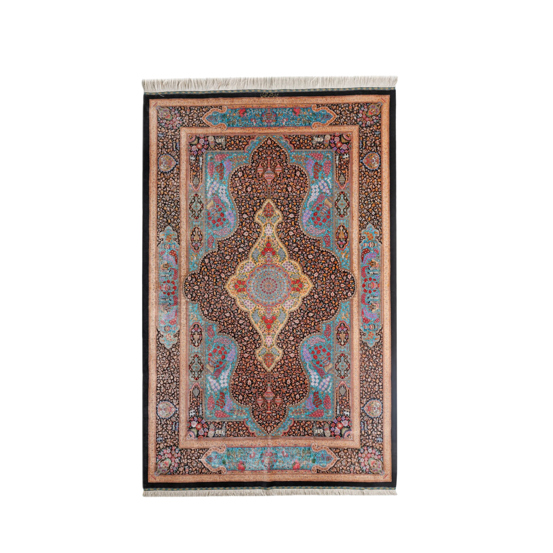 Hand Made Rug Pictorial medallion