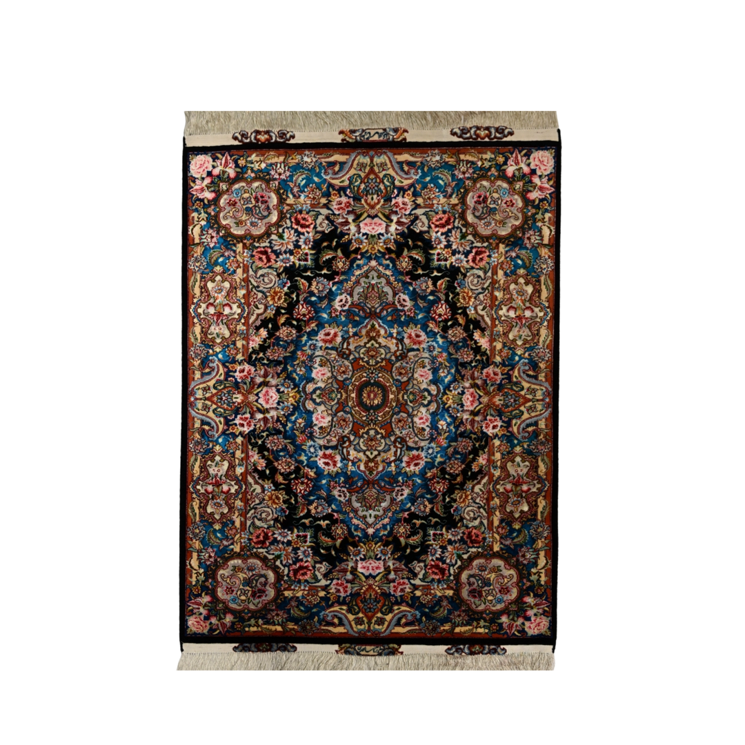 Medallion Persian handmade rug