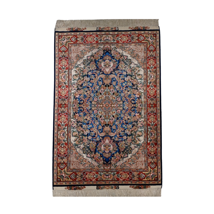 Medallion Persian handmade rug