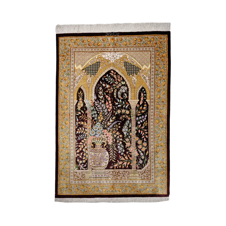 Vase Persian handmade rug
