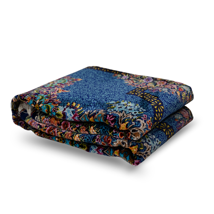 Corner Medallion Persian handmade silk rug in Blue, 150 × 100 cm