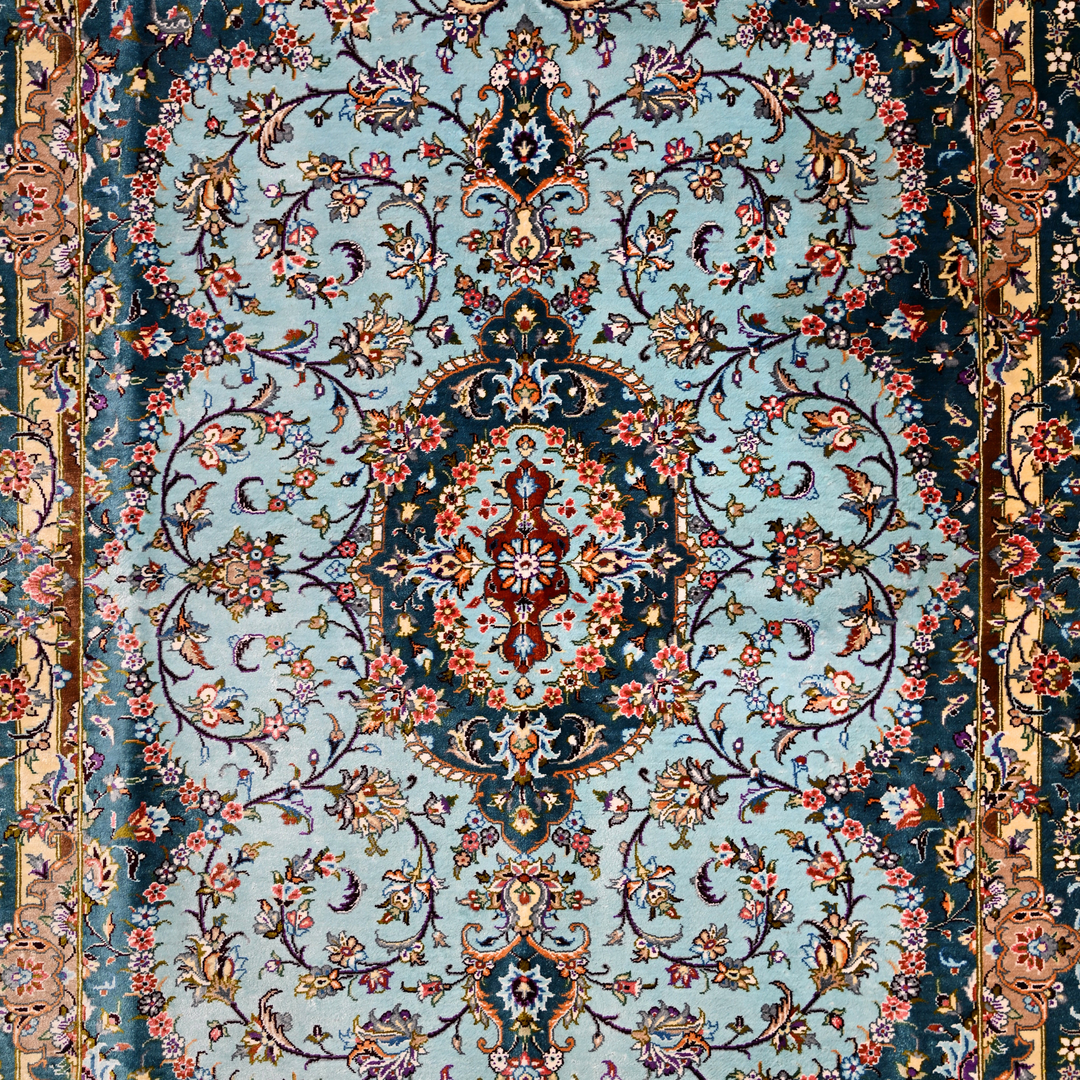 Central Medallion Persian handmade silk rug in Light Blue, 155 × 101 cm