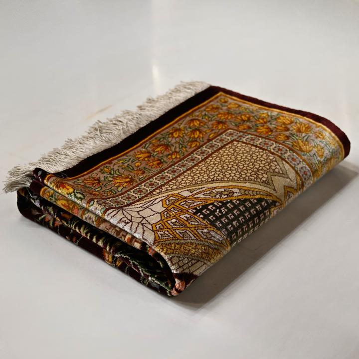 Vase Persian handmade rug
