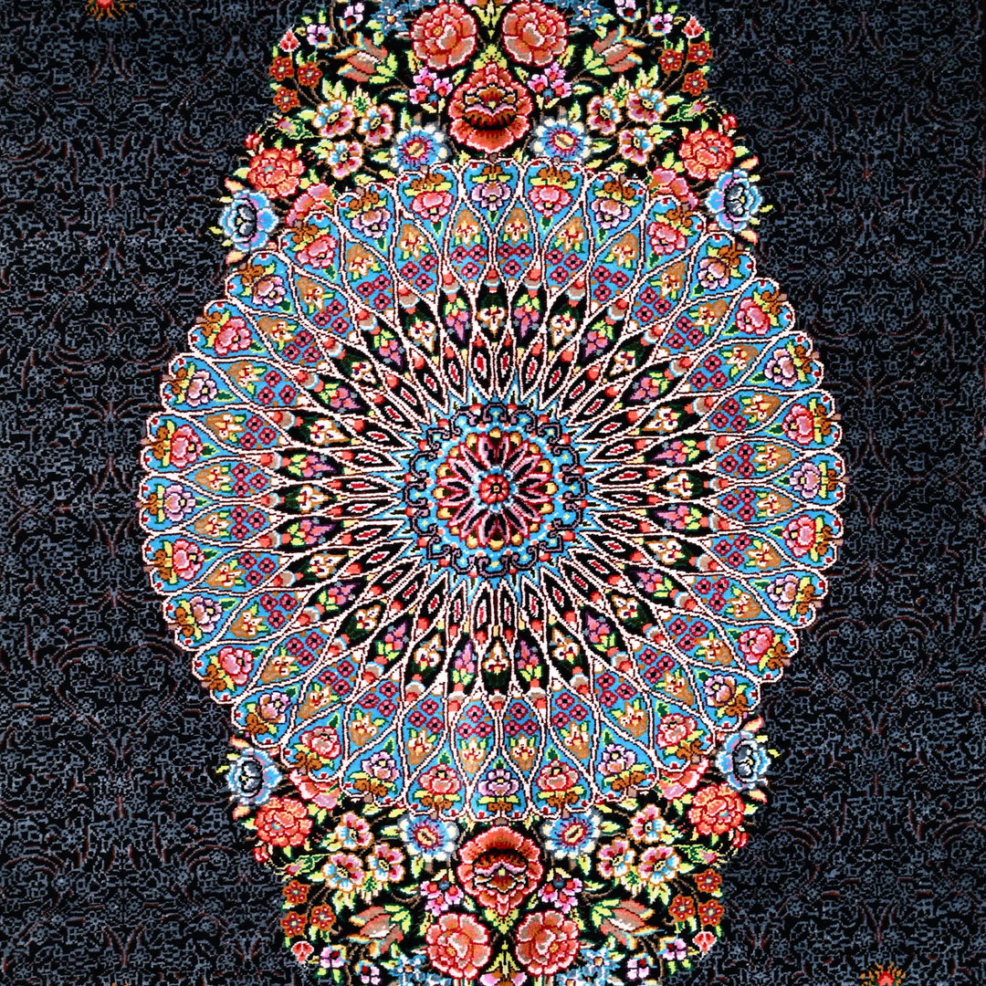 Medallion Persian handmade rug