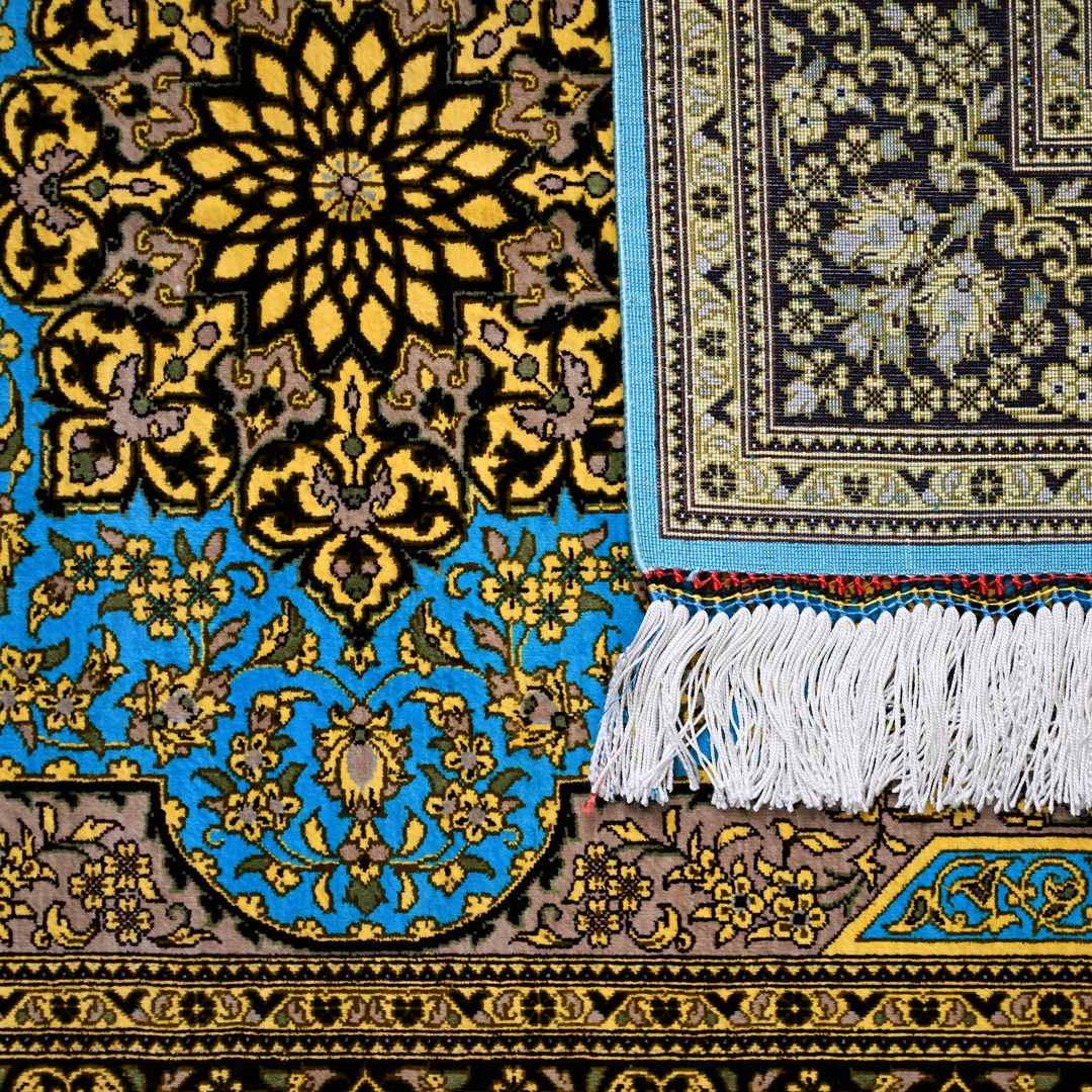 Medallion Persian handmade rug