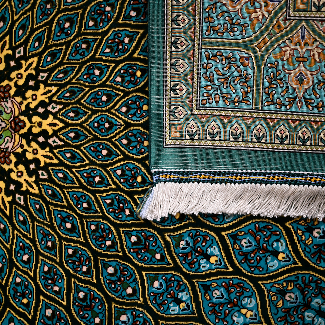 Islamic Persian handmade silk rug in Green, 123 × 81 cm