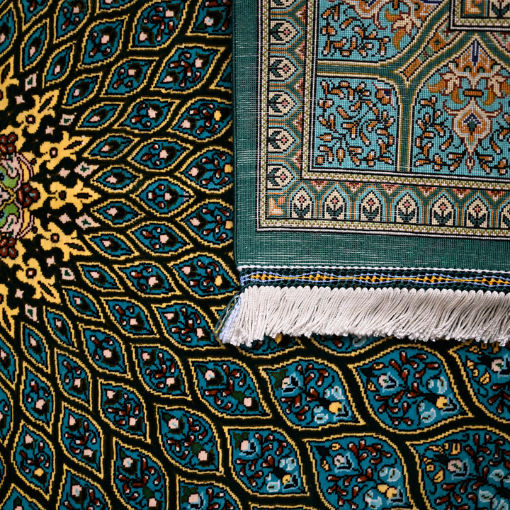 Islamic Persian handmade silk rug in Green, 123 × 81 cm
