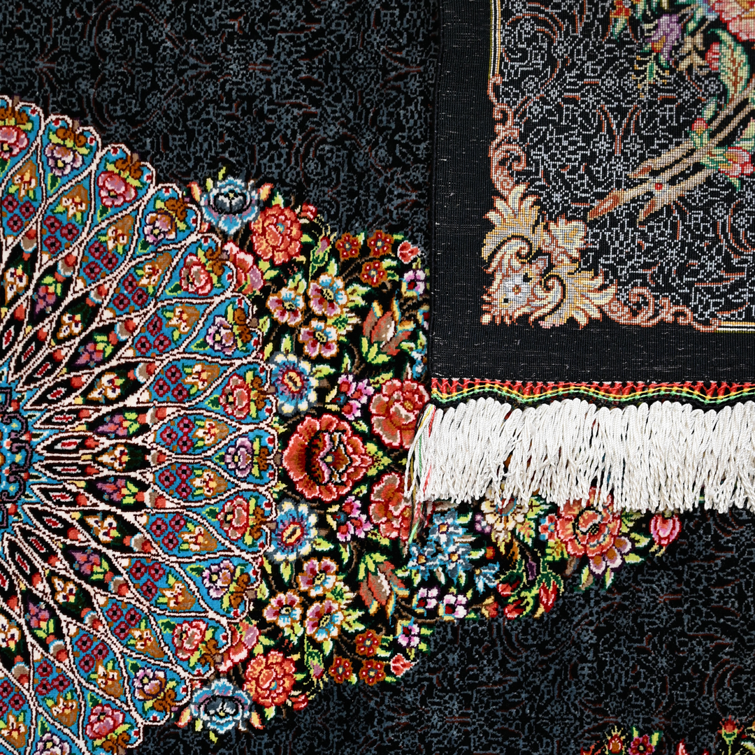 Medallion Persian handmade rug