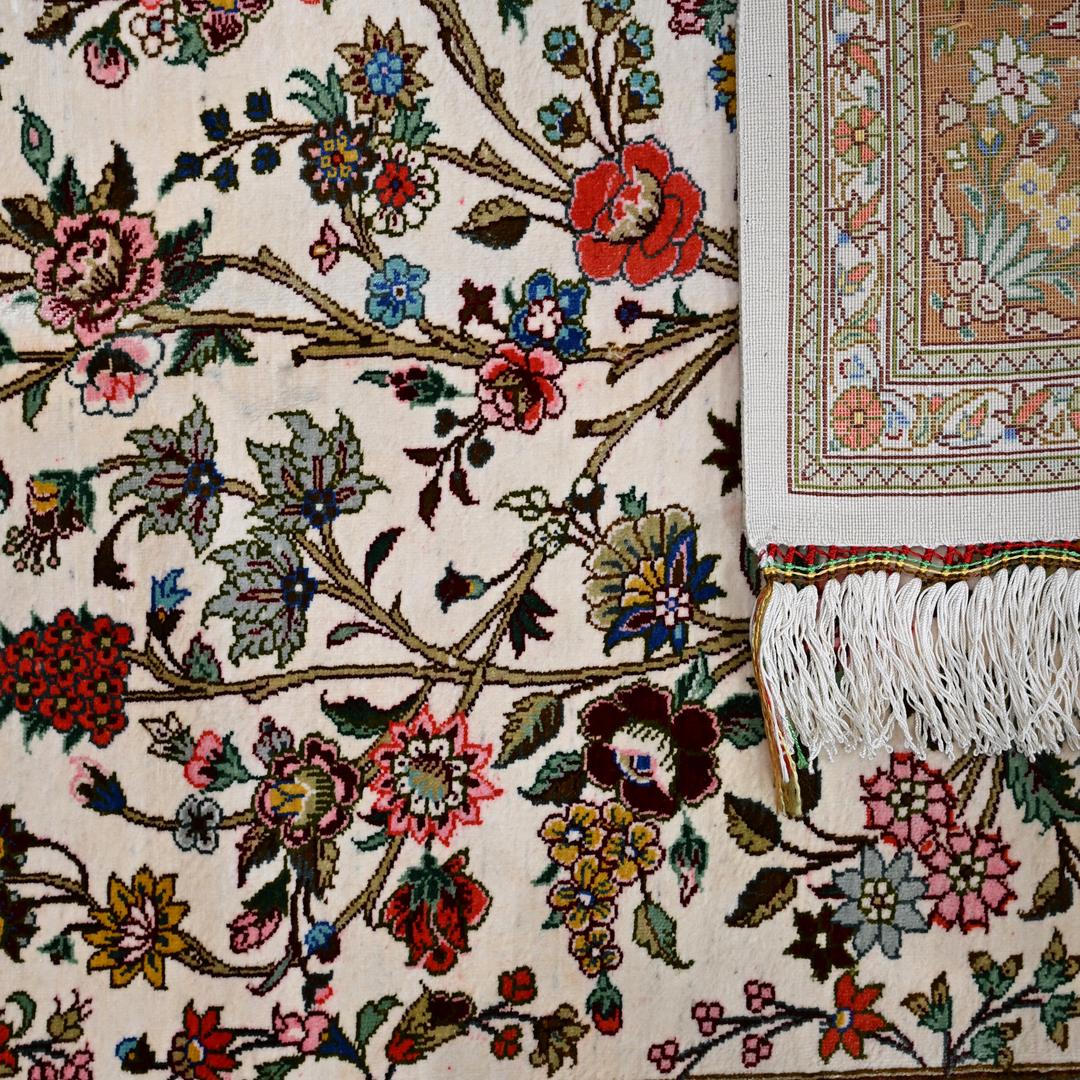 Life Tree Persian handmade silk rug in Beige, 151 × 98 cm