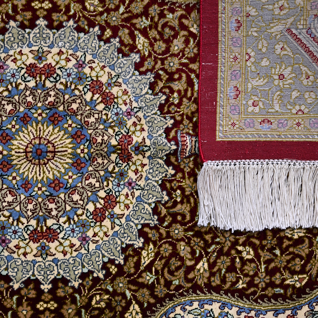 Prayer Persian handmade silk rug in Red, 115 × 76 cm