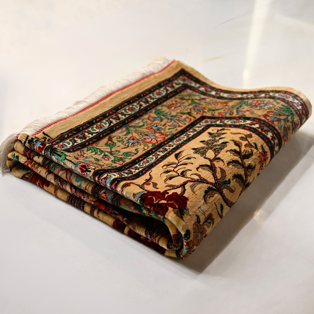 Life Tree Persian handmade silk rug in Beige, 123 × 83 cm