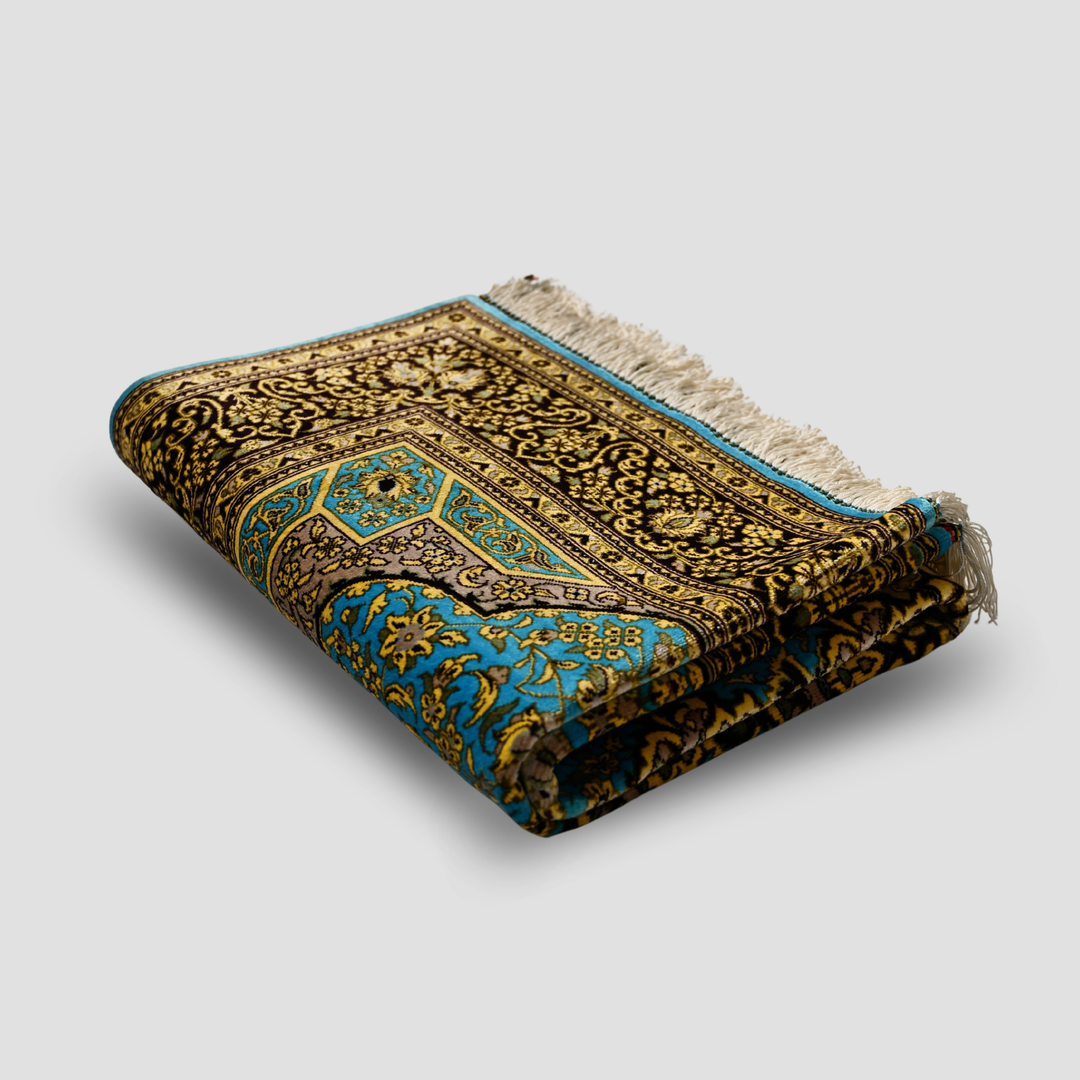 Medallion Persian handmade rug