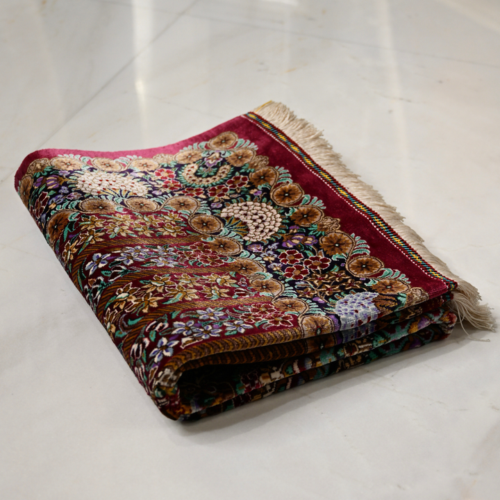 Central Medallion Persian handmade rug